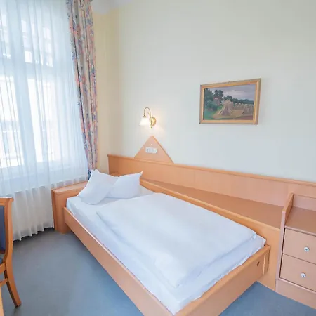 Imperial Komforthotel Garni 3* Binz