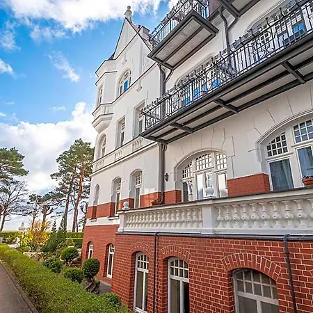 Imperial Rügen 3*